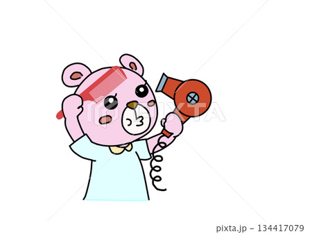 ドライヤーで髪を乾かすピンクのクマ 134417079