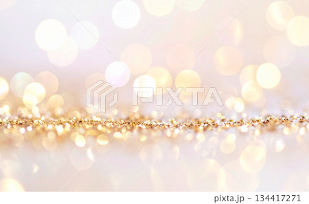 キラキラと輝く光のオレンジ背景イメージ 134417271