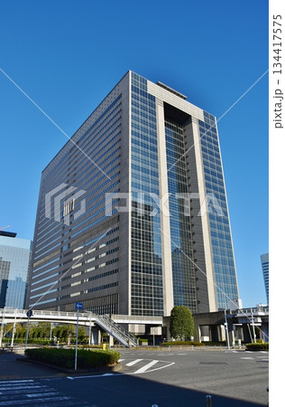 ＜千葉県＞幕張新都心の都市風景（エムベイポイント幕張） 134417575