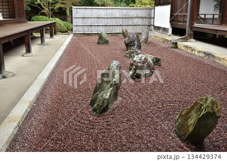 龍吟庵東庭 不離の庭(京都市東山区) 龍吟庵東庭 不離の庭(京都市東山区) 134429374
