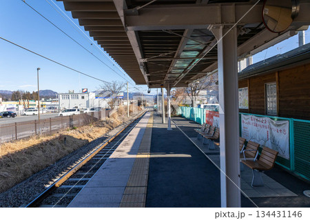 JR吾妻線 群馬原町駅のホーム JR吾妻線 群馬原町駅のホーム 134431146