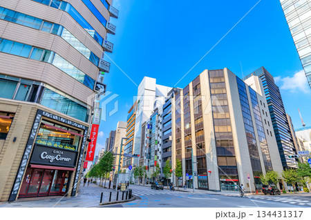 東京 中央区 銀座の都市風景 銀座通り口交差点付近 東京 中央区 銀座の都市風景 銀座通り口交差点付近 134431317