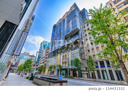 東京 中央区 銀座の都市風景 銀座一丁目交差点付近 東京 中央区 銀座の都市風景 銀座一丁目交差点付近 134431332