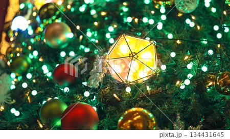 クリスマスイルミネーション クリスマスイルミネーション 134431645