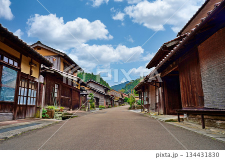 世界遺産 石見銀山　大森エリアの町並み 134431830