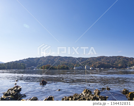 天橋立の絶景・青空と牡蠣殻が彩る阿蘇海 天橋立の絶景・青空と牡蠣殻が彩る阿蘇海 134432831