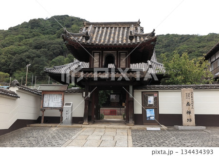 鞆の浦南禅坊山門 134434393