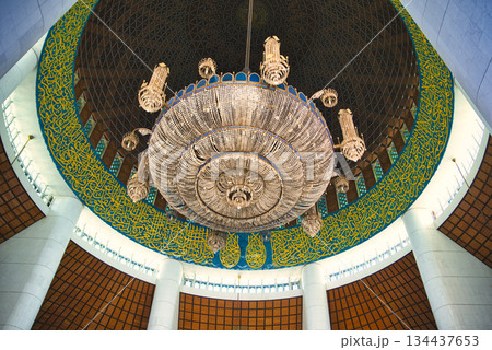 スルタン・サラフディン・アブドゥル・アジズ・シャー・モスク内部 134437653