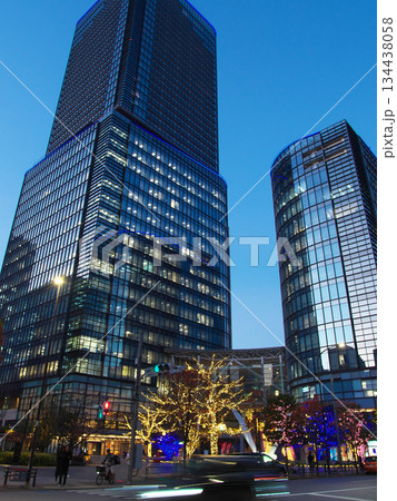 イルミネーションが美しい、ワテラス - WATERRAS の夕景 都市景観(2025年12月) イルミネーションが美しい、ワテラス - WATERRAS の夕景 都市景観(2025年12月) 134438058