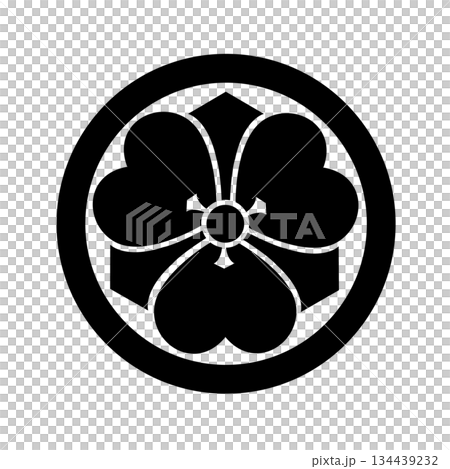 家紋　丸に剣片喰　イラスト 134439232