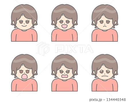 いろんな表情をしている髪の短い女性のイラスト①　茶髪×ピンク 134440348