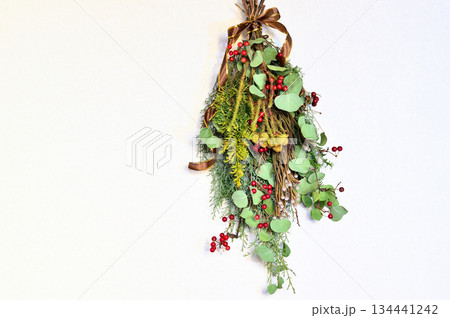 クリスマスの季節 スワッグ クリスマスの季節 スワッグ 134441242