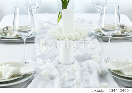 Table setting 134443400