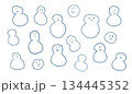 落書き 雪だるまのイラスト 134445352
