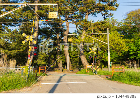 初夏の秋田県にかほ市　「奥の細道」最北の地　蚶満寺　 134449888