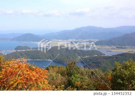 三方テラス　三方五湖レインボーライン　山頂公園　日本海　水月湖　日向湖　菅湖　久々子湖　若狭湾 134452352