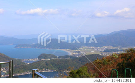 三方テラス　三方五湖レインボーライン　山頂公園　日本海　水月湖　日向湖　菅湖　久々子湖　若狭湾 134452391