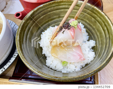 鯛茶漬け 134452709