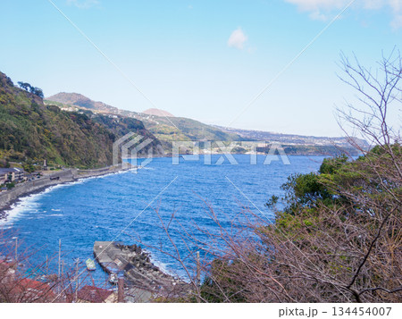 旅情溢れる東伊豆海岸 海と道が続く記憶 East Izu Coastline Journey 旅情溢れる東伊豆海岸 海と道が続く記憶 East Izu Coastline Journey 134454007