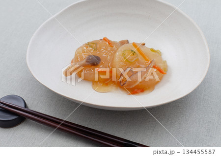 ふろふき大根 きのこあんかけ テーブル 134455587