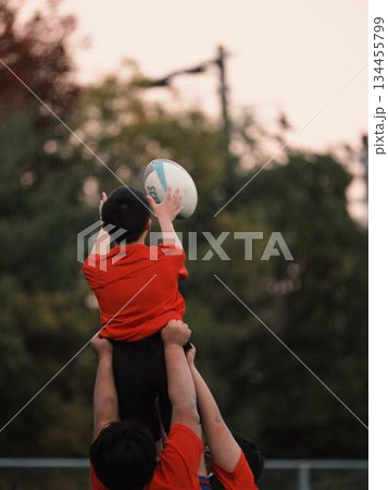 サッカー　ラグビー　クラブ　ストレッチ 134455799