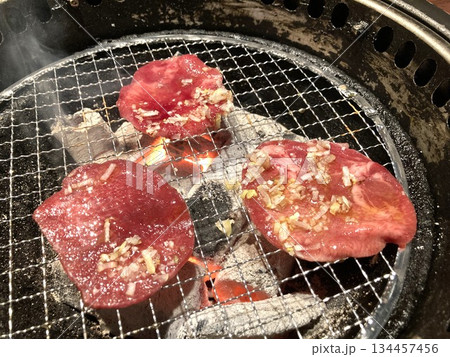 焼肉 134457456