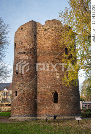 Norwich, Norfolk, UK: Cow Tower, a 14th-century artillery tower built to defend Norwich from invasion. Norwich, Norfolk, UK: Cow Tower, a 14th-century artillery tower built to defend Norwich from invasion. 134458359