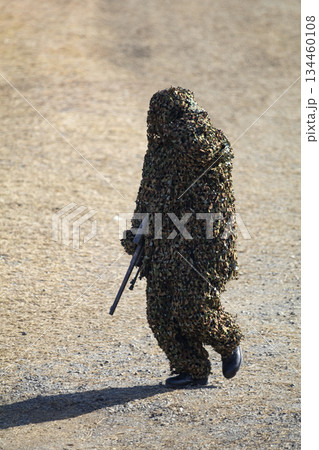 陸上自衛隊の狙撃手 134460108