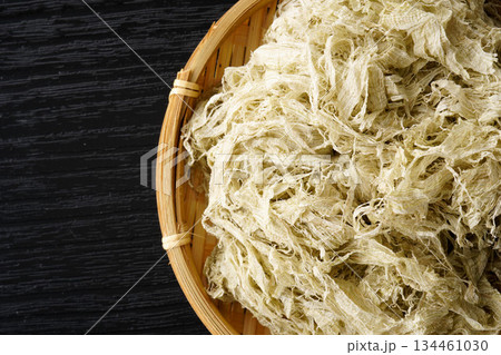 とろろ昆布 134461030