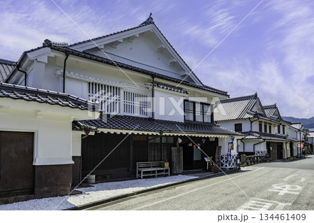 筑後吉井　白壁の町並み　福岡県うきは市 134461409