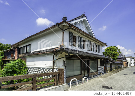 筑後吉井　南新川沿いの町並み　福岡県うきは市 134461497