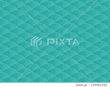 青緑色の青海波のパターン 134462392