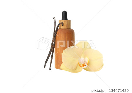 Vanilla essence with flower and pods, isolated on white, PNG 134471429