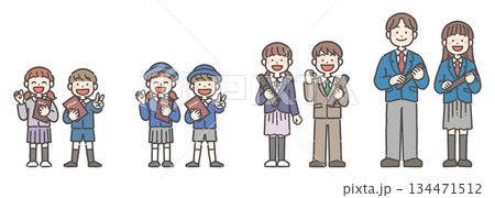卒業証書を持って笑顔の園児、小学生、中学生、高校生の男の子・女の子の子どもたち 134471512