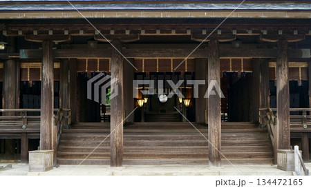 宮崎神宮拝殿正面 宮崎神宮拝殿正面 134472165