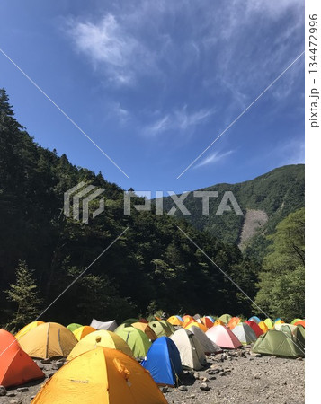 南アルプス長衛小屋のテント場 134472996