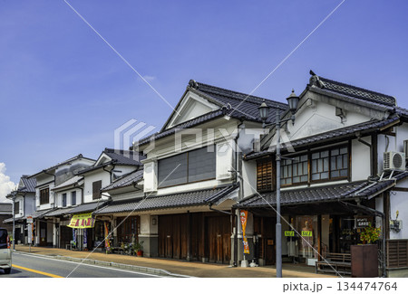 筑後吉井　蔵しっく通り　福岡県うきは市 134474764