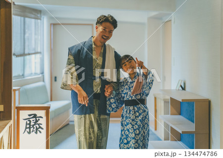 family trip　撮影協力：伊東小涌園 134474786