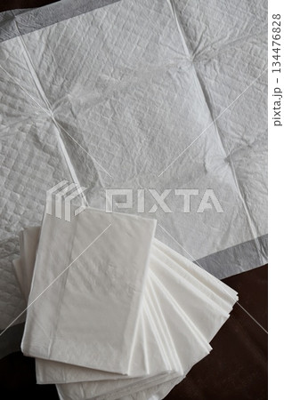 ペット用薄型レギュラーサイズのトイレシート ペット用薄型レギュラーサイズのトイレシート 134476828