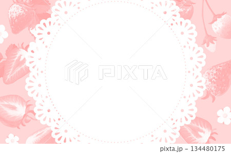 手描きの苺イラスト背景のレースフレーム_横長ピンク背景 134480175