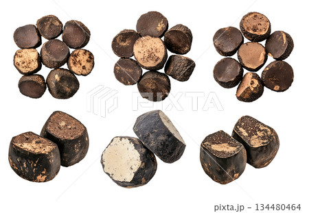 Set of black Norcia truffles isolated on white transparent background, great for culinary and gourmet themes 134480464
