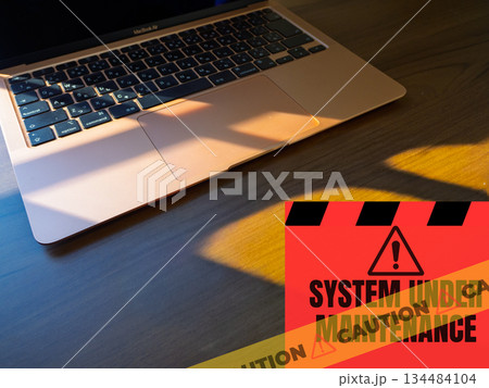 システムメンテナンス中の注意喚起イメージ システムメンテナンス中の注意喚起イメージ 134484104