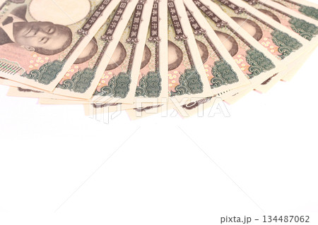 白背景の1万円札 白背景の1万円札 134487062