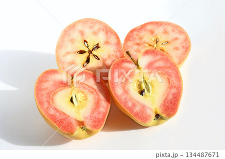 りんご（なかののきらめき） 134487671