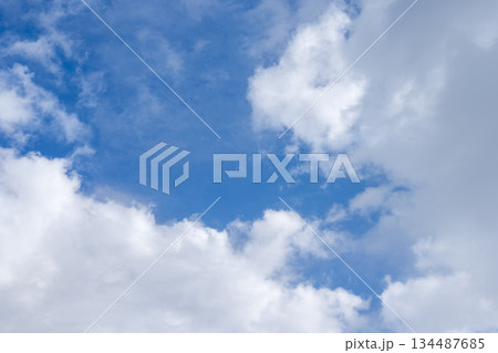 青空 晴れ 冬の空 空 素材 12月 【神奈川県】 青空 晴れ 冬の空 空 素材 12月 【神奈川県】 134487685