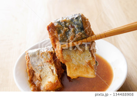 サバ缶 味噌煮 サバ缶 味噌煮 134488908