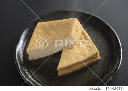 熱々おでん厚揚げ 熱々おでん厚揚げ 134489114