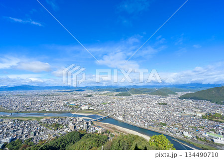 快晴の日に金華山から見下ろす岐阜市内の俯瞰写真【岐阜風景】 快晴の日に金華山から見下ろす岐阜市内の俯瞰写真【岐阜風景】 134490710