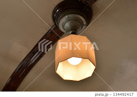 レトロな電灯 レトロな電灯 134492417