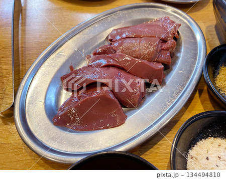 北海道名物ジンギスカン ラム肉の炭火焼き 北海道名物ジンギスカン ラム肉の炭火焼き 134494810